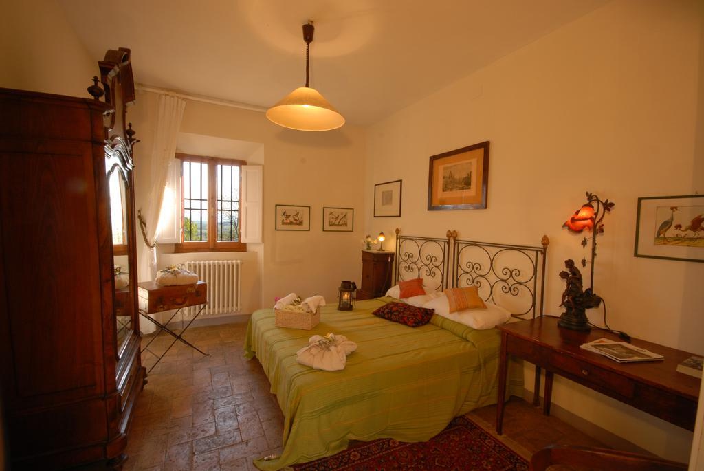 Вілла Pieve Di Caminino Historic Farm Podere Caminino Номер фото