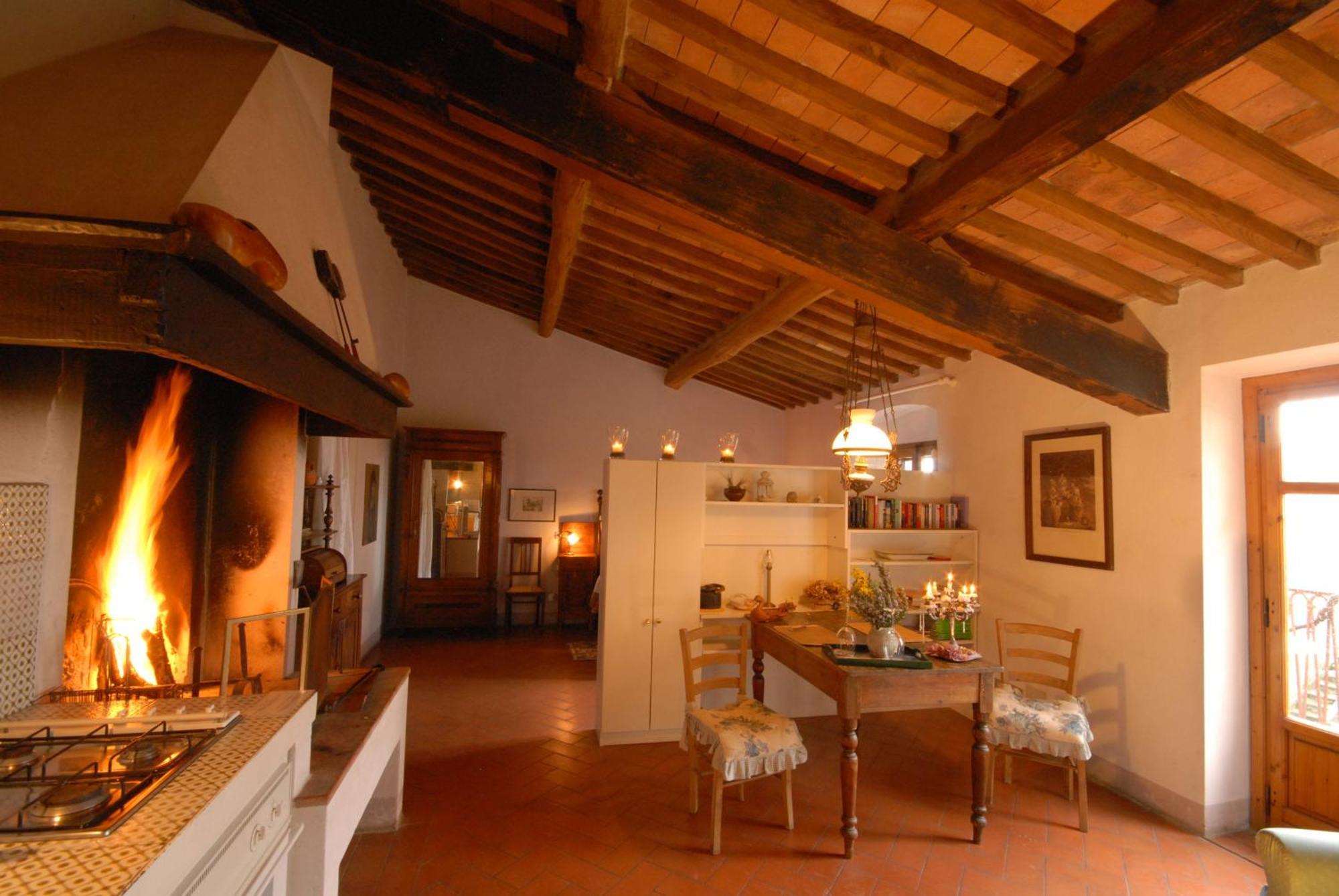 Вілла Pieve Di Caminino Historic Farm Podere Caminino Номер фото